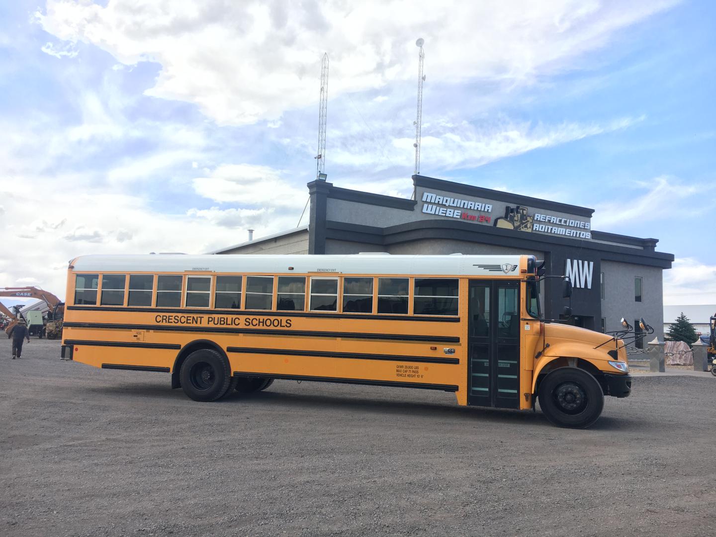 ./imagenes/INVOICE/2019/16448/CAMION ESCOLAR INTERNACTIONAL PB105 (2).JPG